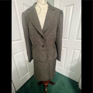 MEGA SALE-No Discounts 
Tahari Suit